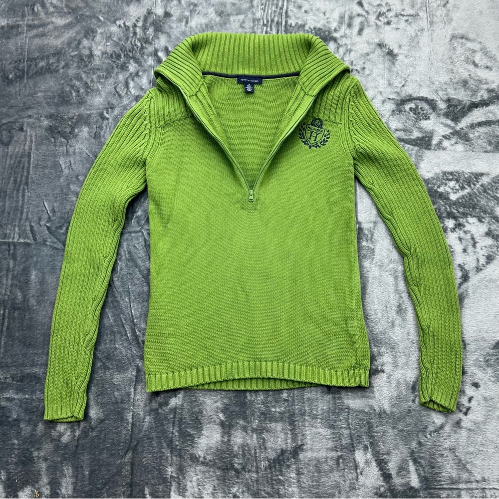 VTG Tommy Hilfiger Woman’s Green Size M 1/2 Zip Shawl Sweater Embroidered Crest - Picture 8 of 8